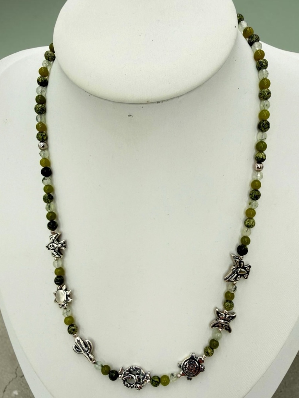 Carolyn Pollack American West Green Garnet Serpentine Gecko Charm Necklace 17+2”